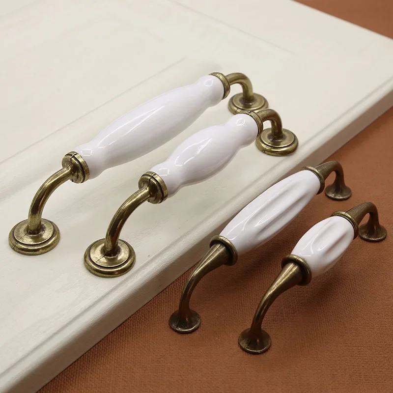 Рукоятка в европейском стиле,  – обзор и цена Furniture Rotating Hardware